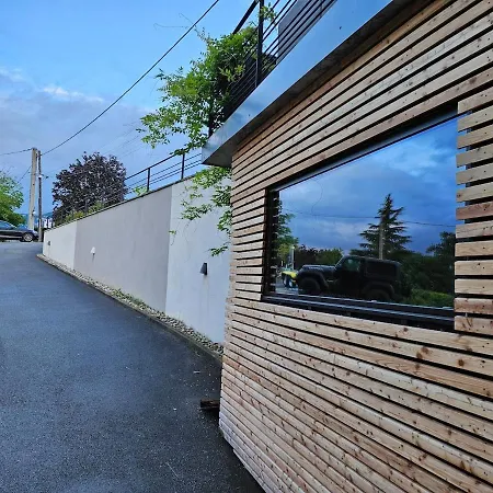 Scandic Tiny Apartamento Saint-Julien-en-Genevois
